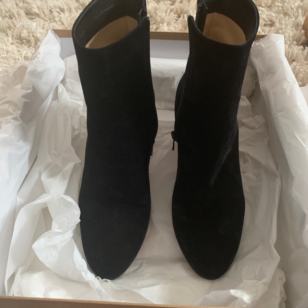 Christian Louboutin Veau Velours Booties